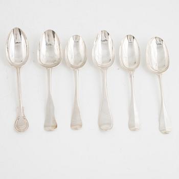 Skedar, 11 st, silver, bl.a. Gottfried Dubois, Stockholm 1743.