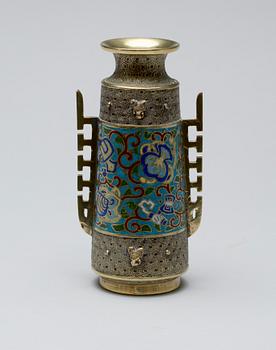 VAS, cloisonné, orientalisk, 1900-tal.