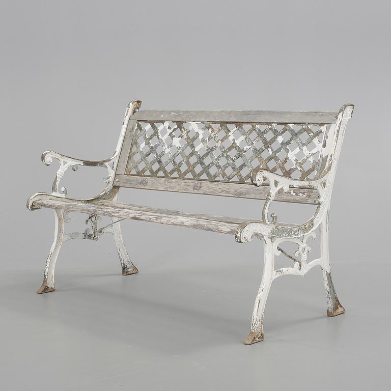 TRÄDGÅRDBÄNK, 1900-talets första hälft.