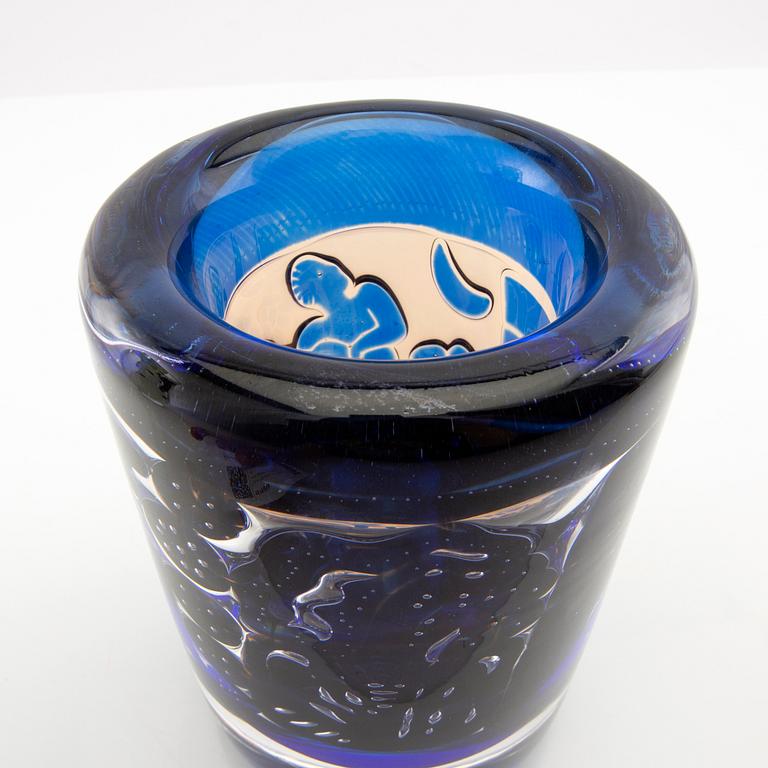 Edvin Öhrström, "Gondoljären" Ariel vase, signed and dated -87.