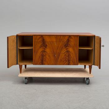 A 1946 mahogany veneer sideboard from Svenska Möbelindustrier.