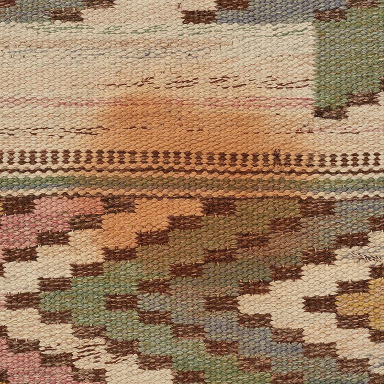 Märta Måås-Fjetterström, A CARPET, "Vit botten", flat weave, ca 352,5 x 271,5 cm, signed MMF.