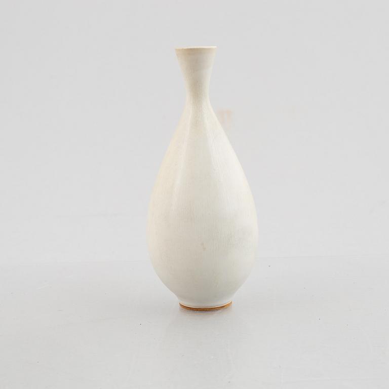 Berndt Friberg, a stoneware vase, Gustavsberg studio, 1954.
