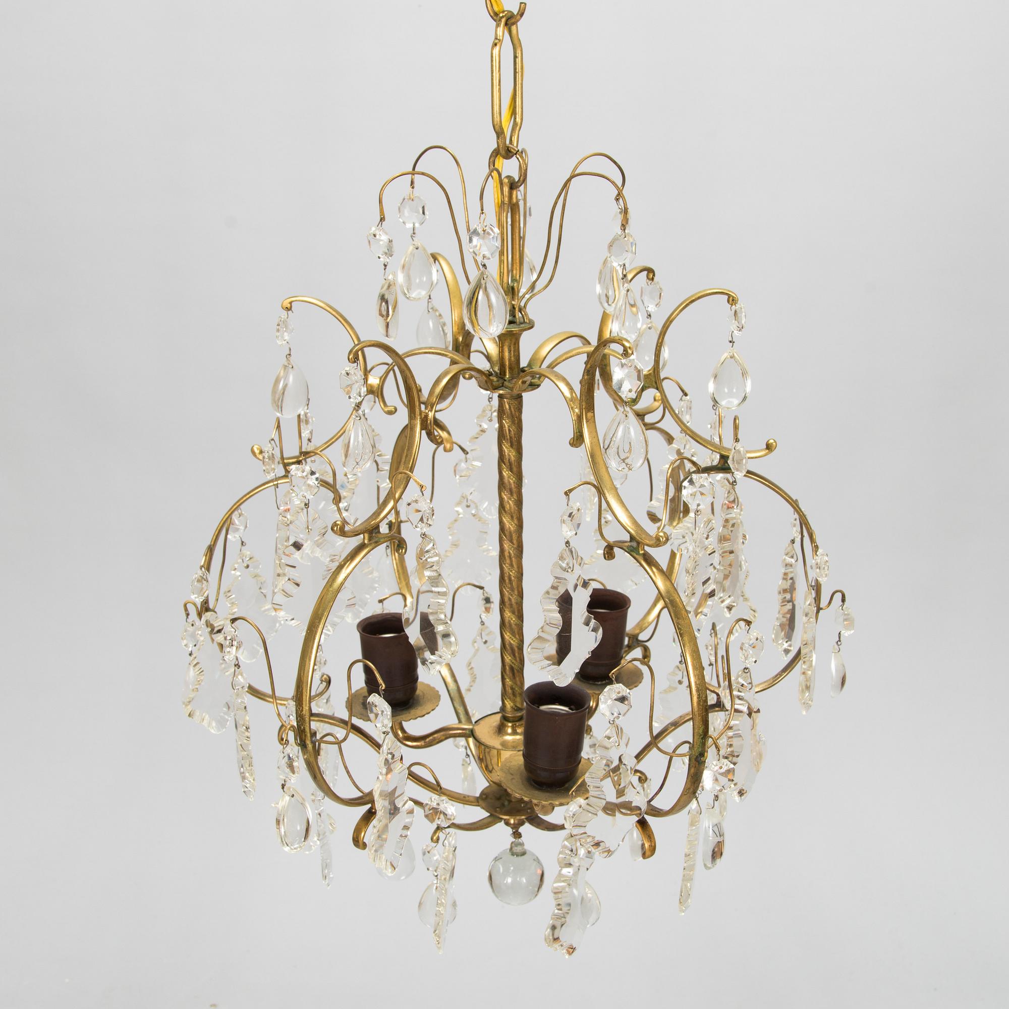 Paavo Tynell, a mid-20th century '1457/3' chandelier for Idman.