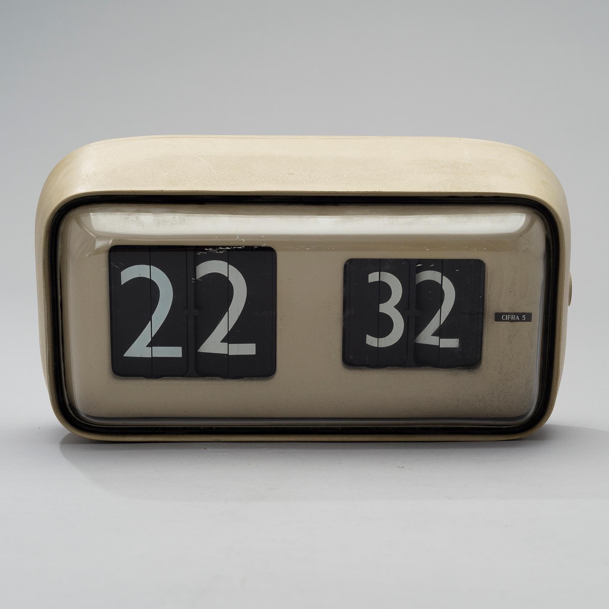 CLOCK, "Cifra 5", Gino Valle, Solari R. & C. Udine, Made in Italy.