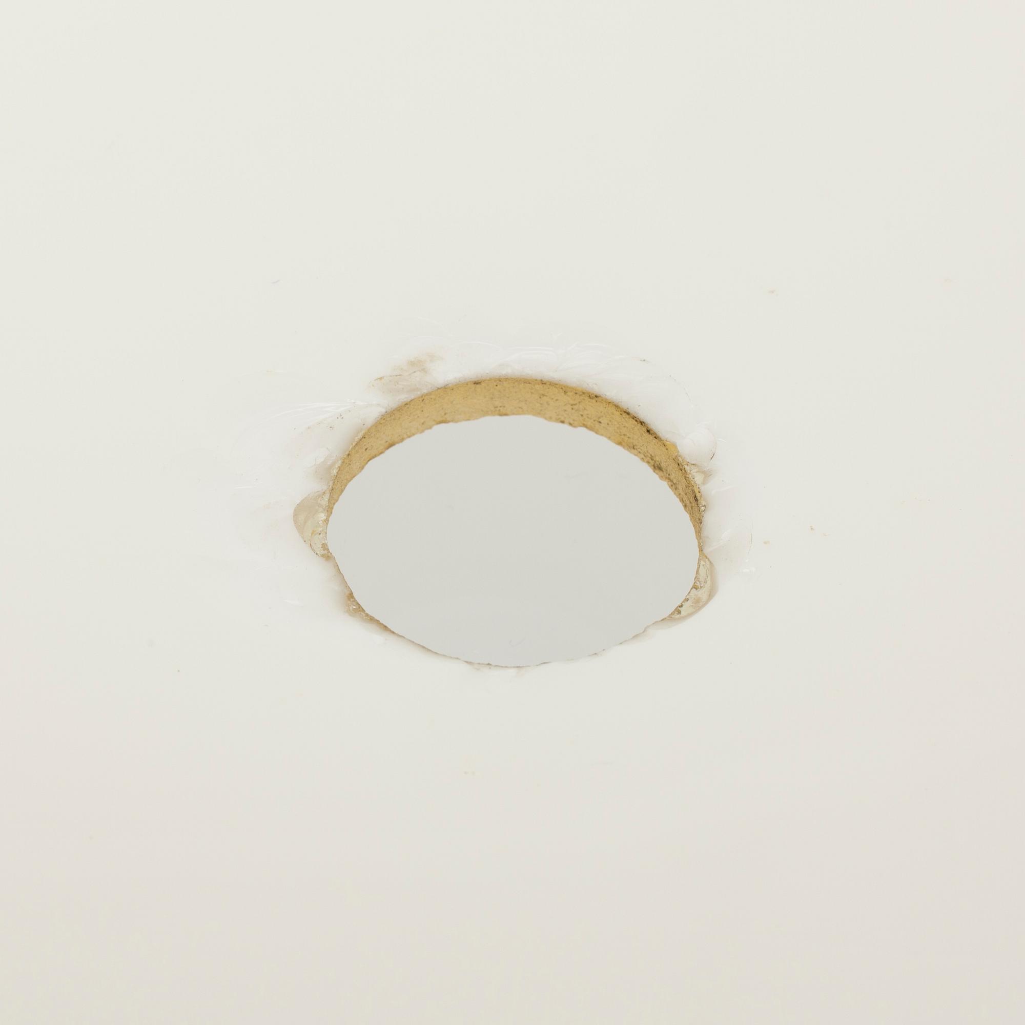 KATTOVALAISIN, malli 9053, design Paavo Tynell, Taito 1900-luvun puoliväli.