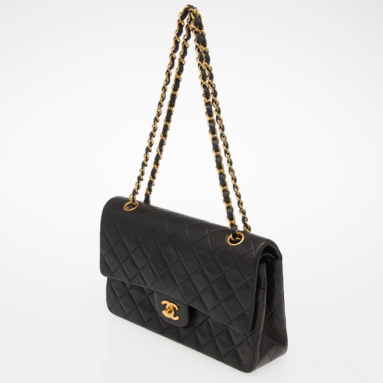 CHANEL, "Double Flap Bag", VÄSKA.