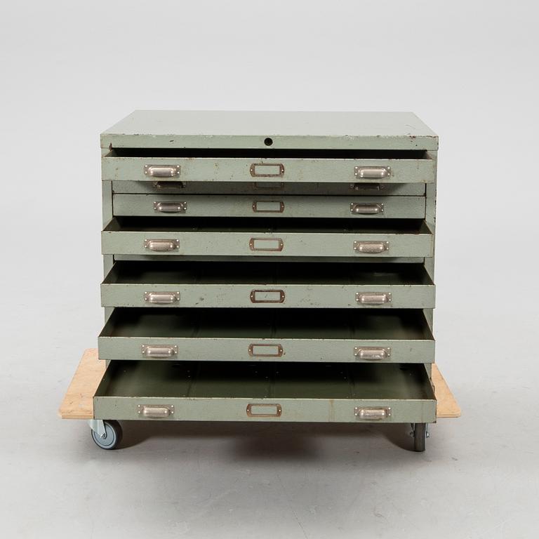 Arkivskåp 1900-talets första hälft/mitt.