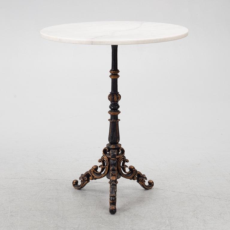 Trädgårdsbord, gjutjärn, 1900-talets första hälft.