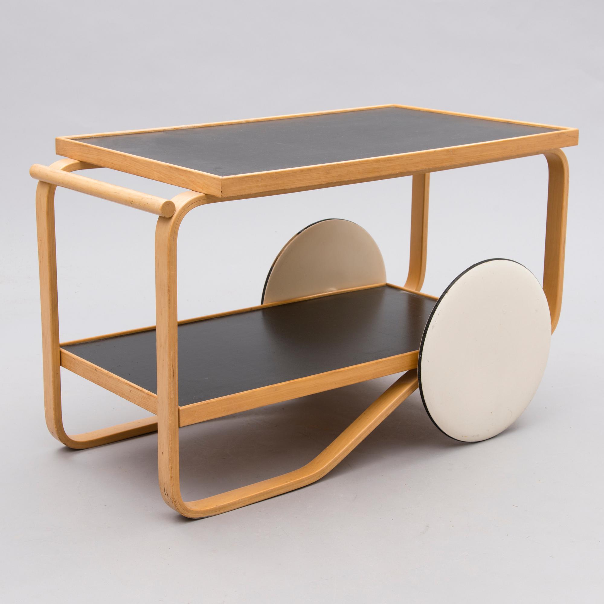 ALVAR AALTO, tarjoiluvaunu, malli 901, Artek 1960-luvun loppu.