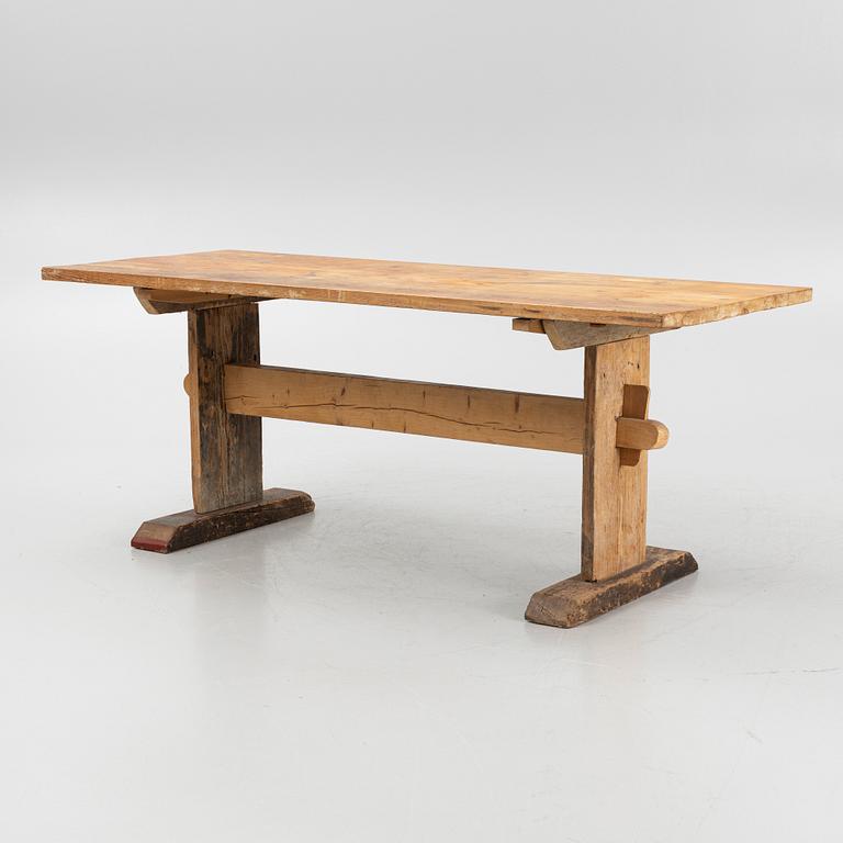 A provincial table, 19th/20th century.