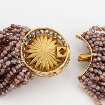 COLLIER, rosalila småpärlor, lås med diamanter och mabépärla.
