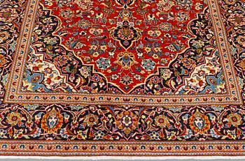 A Keshan carpet, c. 314 x 197 cm.