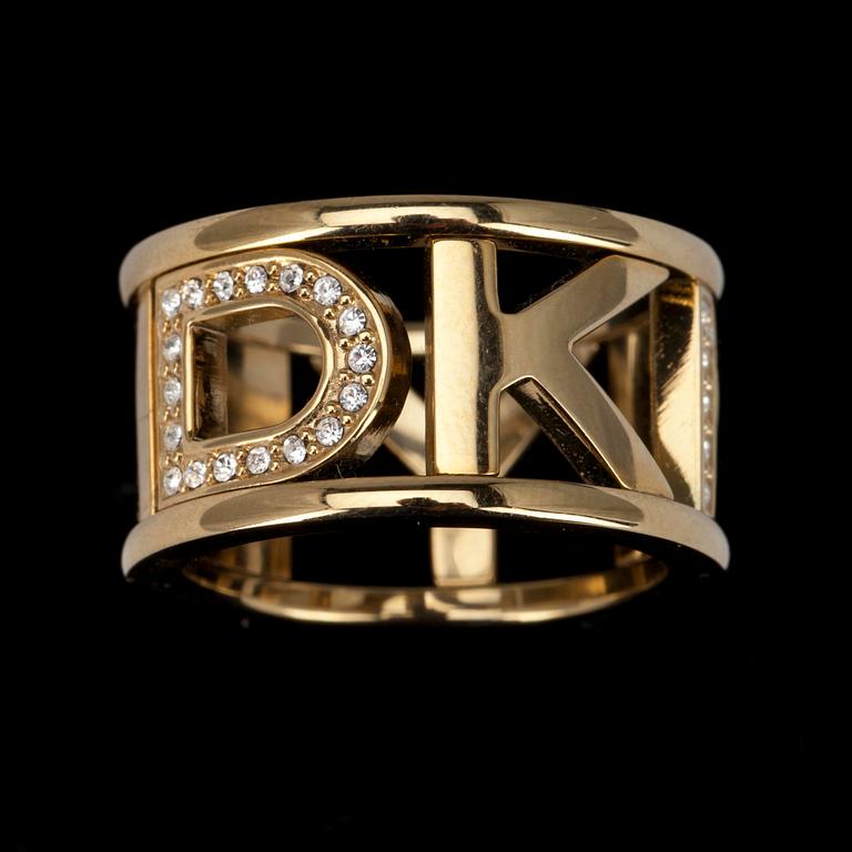 RING, Donna Karan New York.