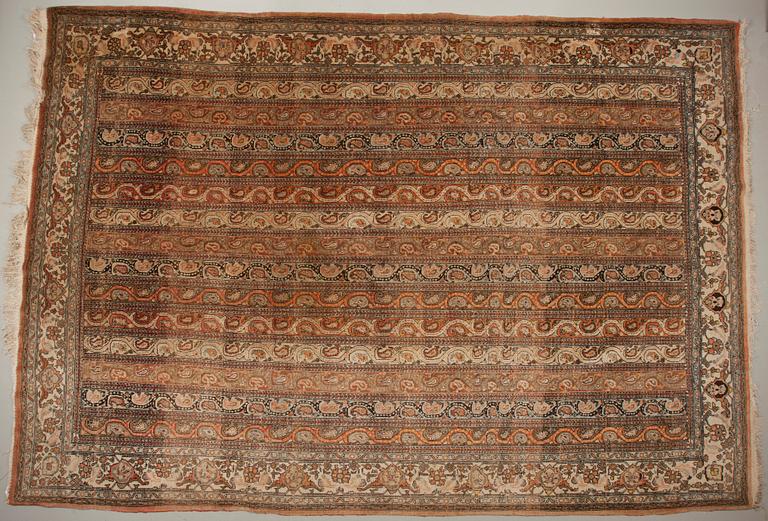 MATTA, semiantik, troligen Qum. 220x315 cm.