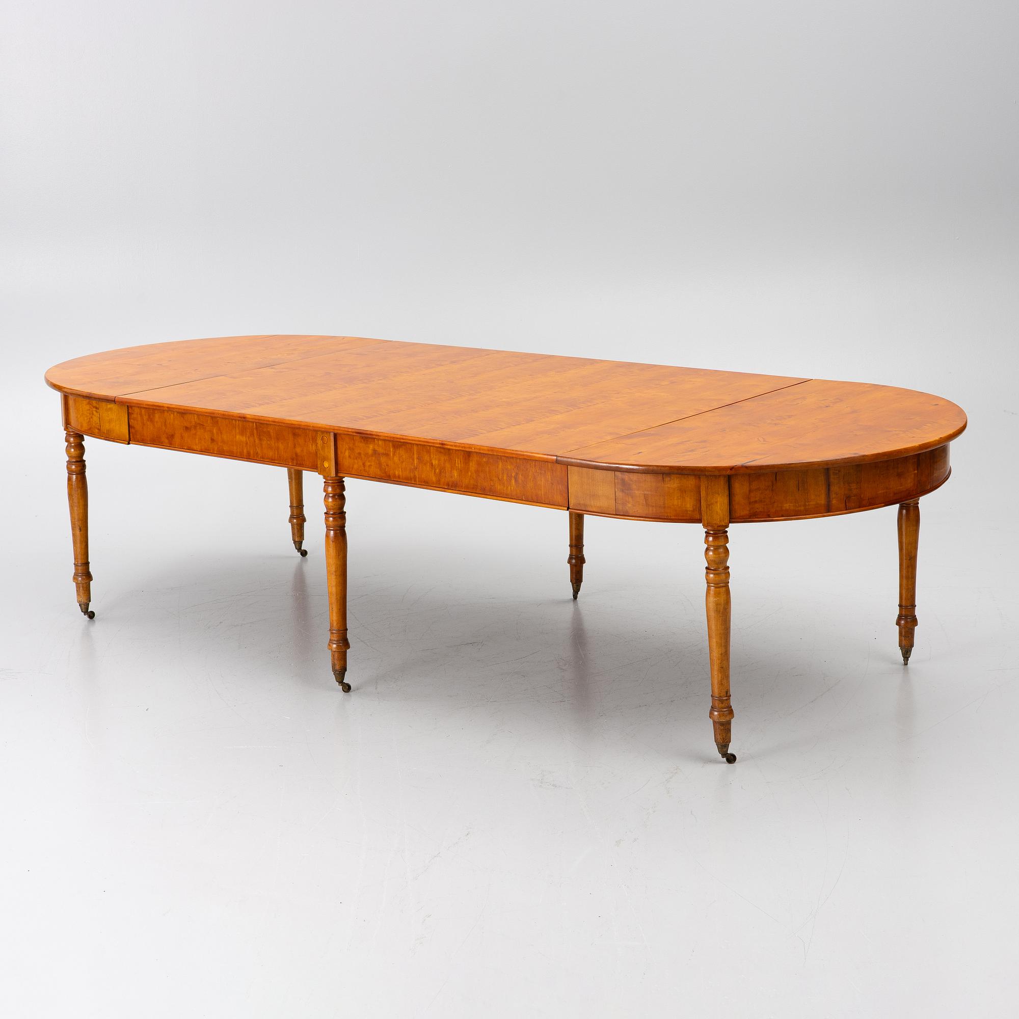 Matbord, 1800-tal.