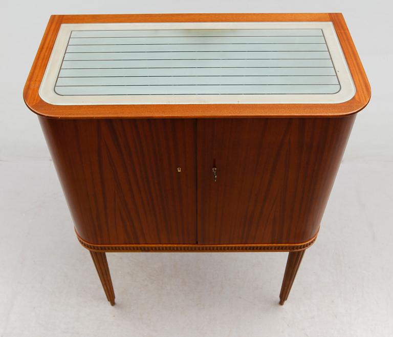 BARSKÅP, 1900-talets mitt.