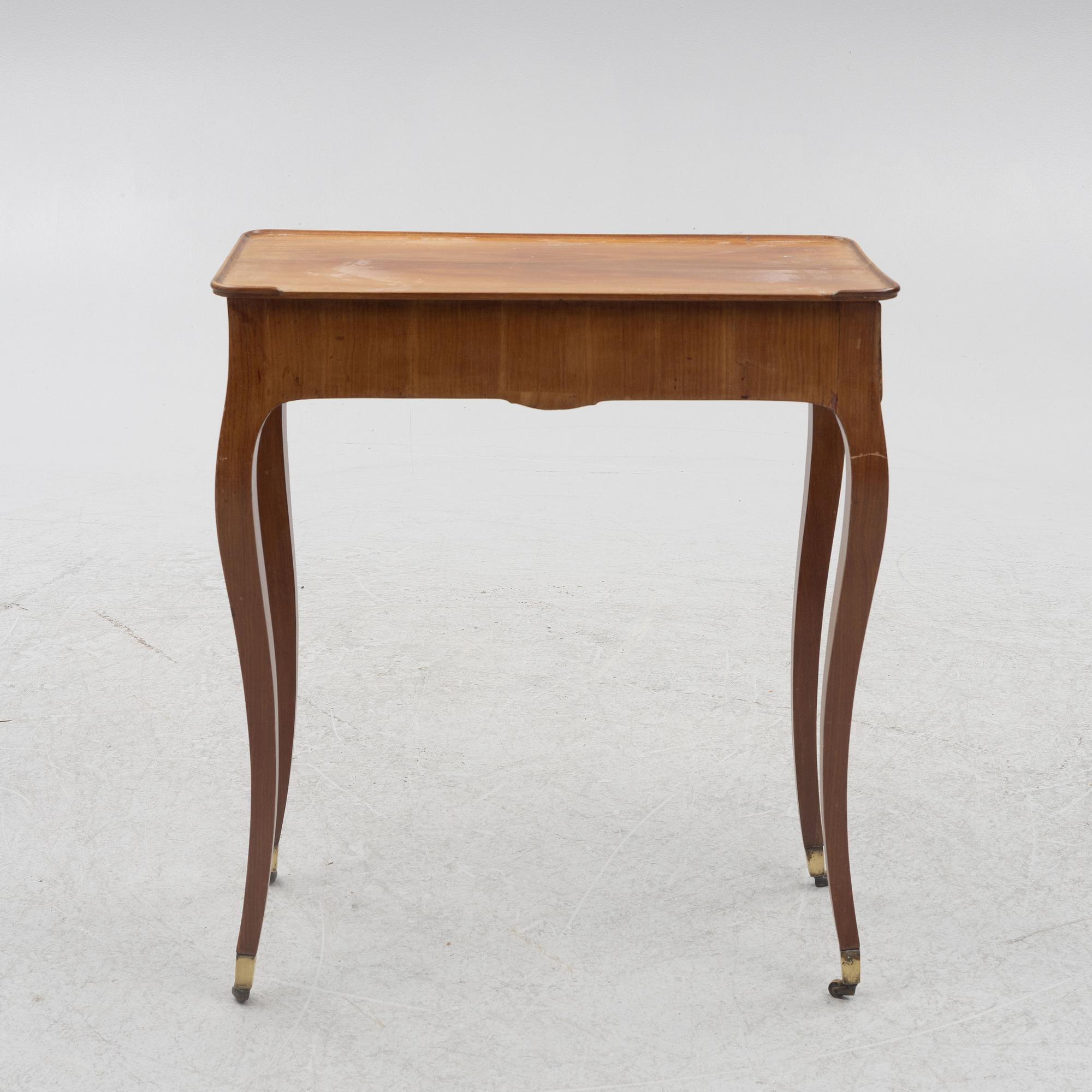 Bord, tillskrivet Jöns Efverberg (mästare i Stockholm 1768-77), Rokoko.