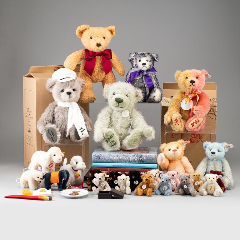 STEIFF, a collection of 6 collectors bears, 15 minibears, five books and one poster.