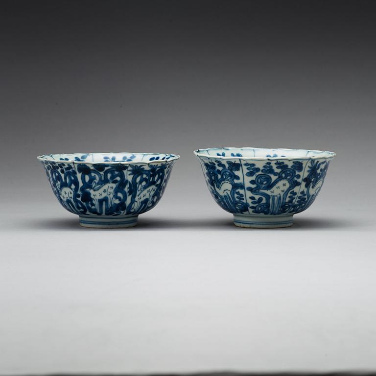 Two blue and white bowls, Ming dynasty, Wanli (1573-1612).