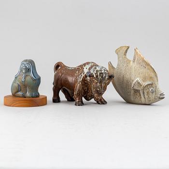 GUNNAR NYLUND, three stoneware sculptures, a buffalo, a dog and a fish, Rörstrand.