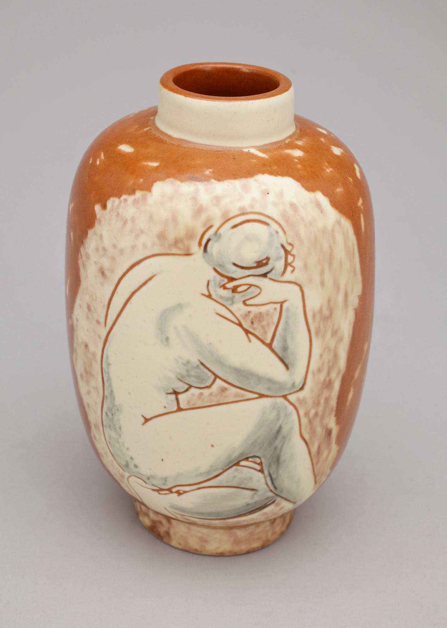 VICKE LINDSTRAND, vas, lergods, Uppsala-Ekeby, 1900-tal.