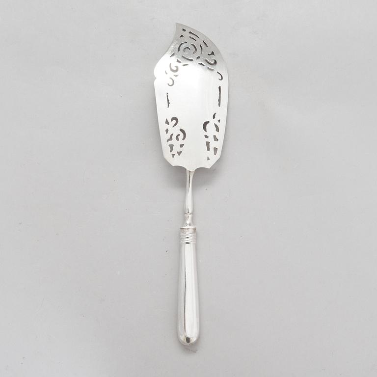 Fiskspade, silver, Ryssland 1900-talets början.