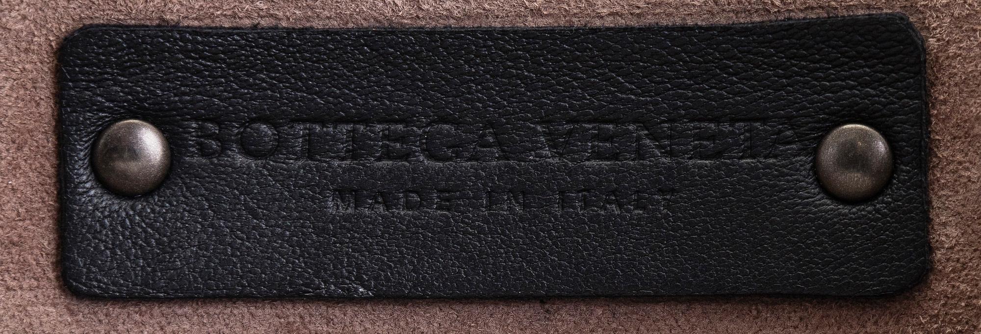 Bottega Veneta, a 'Nodini' bag.