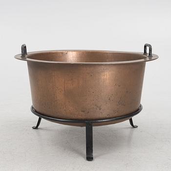 A copper tub, around 1900.