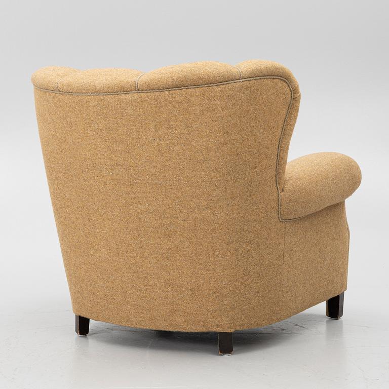 Armchair, model no. 1518, Fritz Hansen, 1940s.