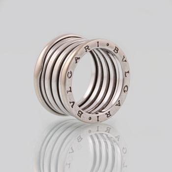 RING, 18K vitguld, Bulgari, 'B.Zero1'.