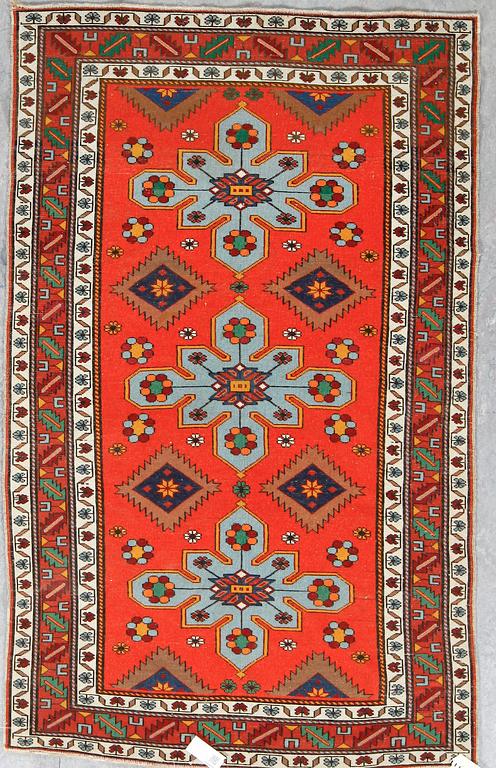 MATTA, semiantik, orientalisk, ca 190x116 cm.