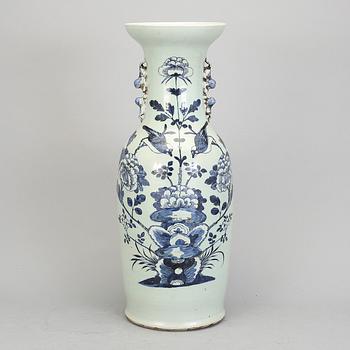 VAS, porslin, Kina, sent 1800-tal.