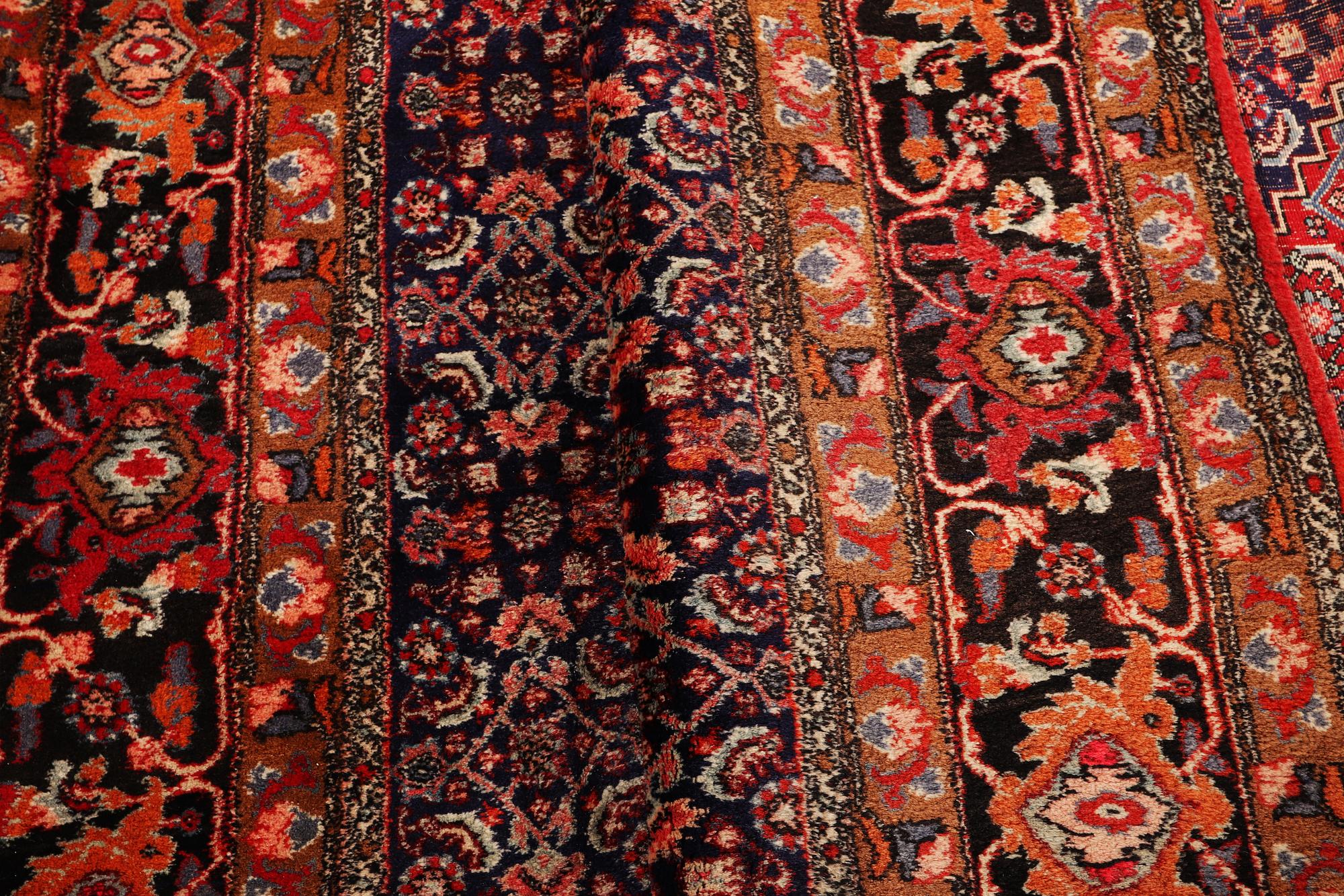 Matta, Bidjar, ca 283 x 222 cm.