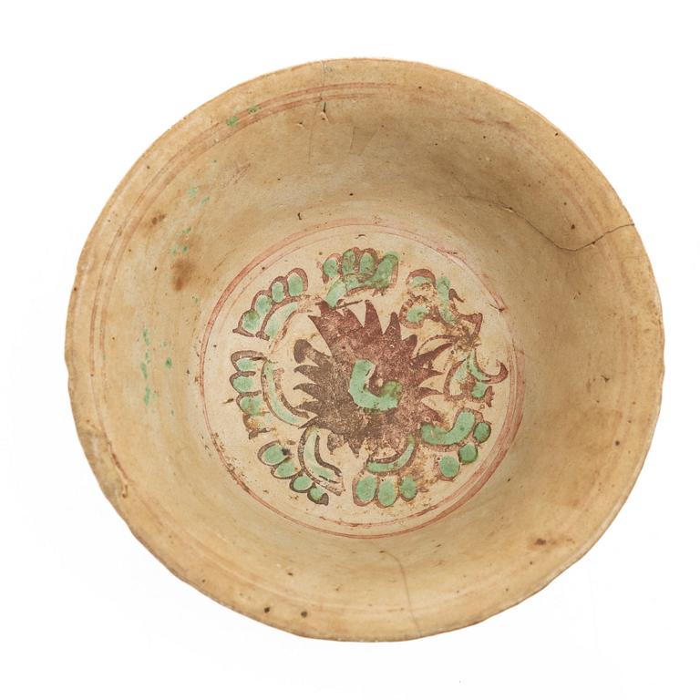 Skålfat, tre stycken, porslin. Kina, 1600-tal.