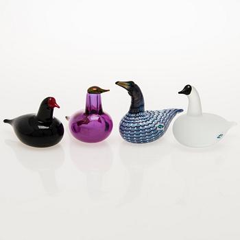 OIVA TOIKKA, a set of four glass birds signed O. Toikka Nuutajärvi.