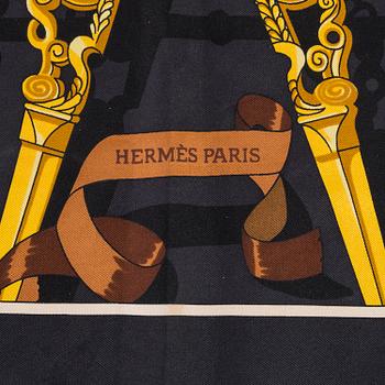HERMES scarf och pochette.