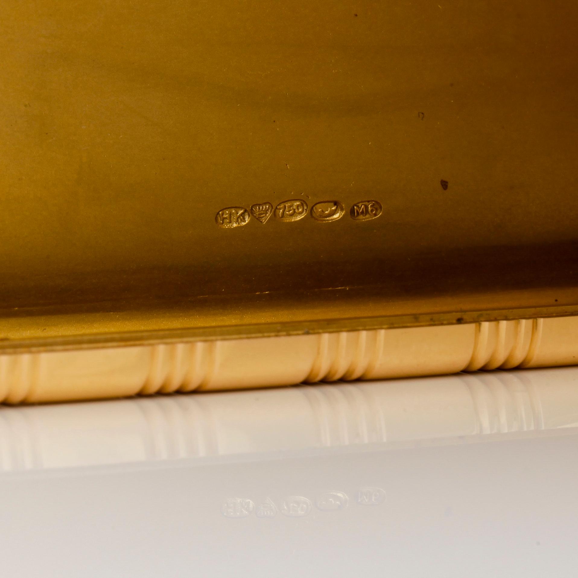 CIGARETTETUI, guld 18K, Heikki Kaksonen, företaget  H.Kaksonen Oy, Helsingfors 1941. Vikt ca 286 gram.