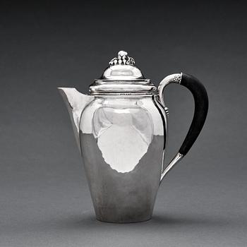 121. Georg Jensen, an 830/1000 silver coffee pot, Copenhagen 1919, design 251.