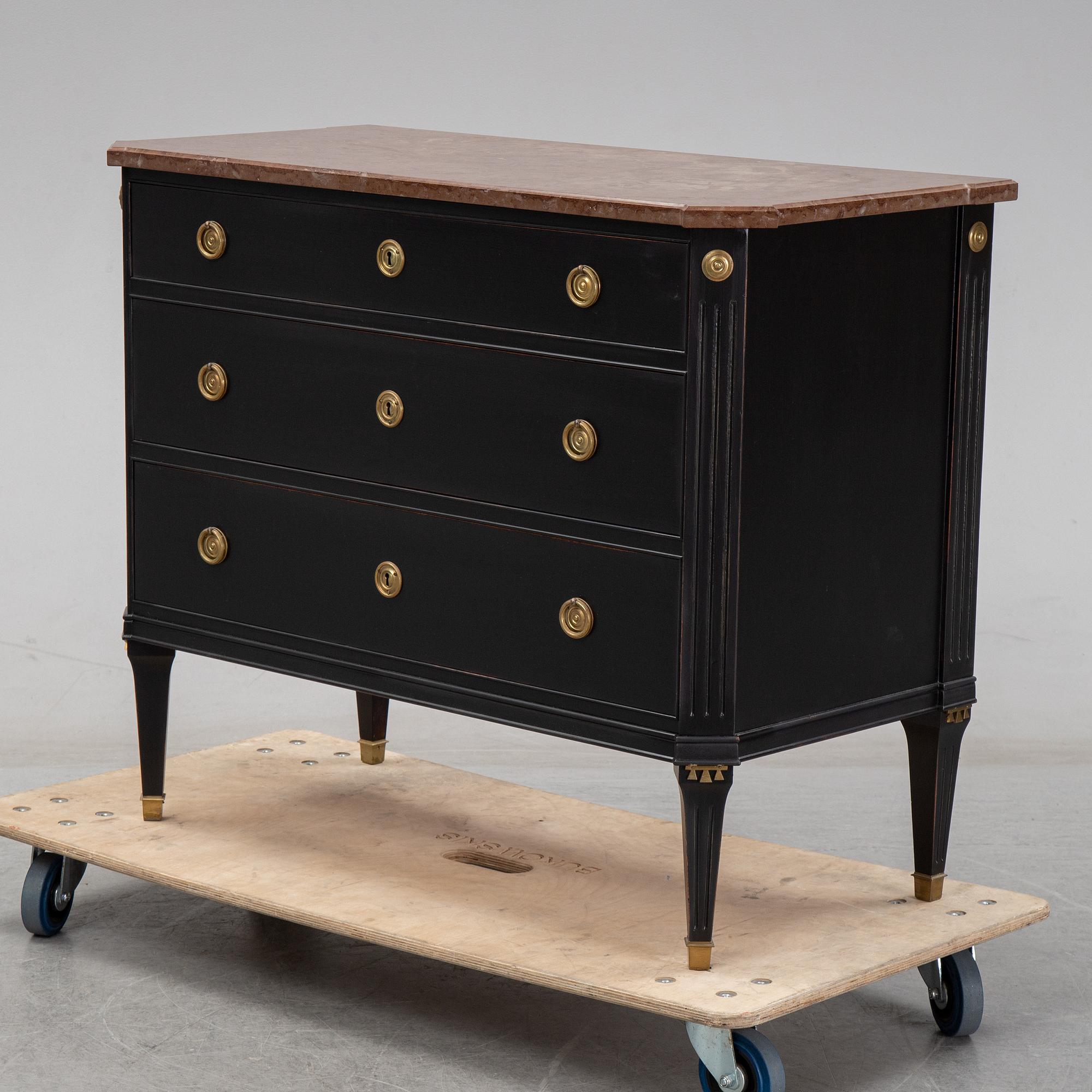 A gustavian style chest of drawers, second half of the 20th century.