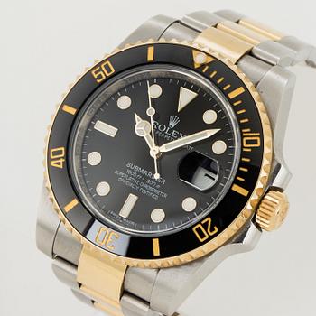 ROLEX, Oyster Perpetual Date, Submariner (1000ft = 300 m), Chronometer, armbandsur, 40 mm.