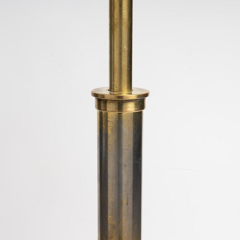 Harald Notini, golvlampor, ett par, modell "15230", Arvid Böhlmarks Lampfabrik, Stockholm, 1940-tal.