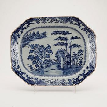 STEKFAT, porslin, Qianlong, Kina 1700-tal.