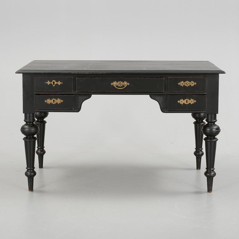 SKRIVBORD, nyrenässans, sent 1800-tal.