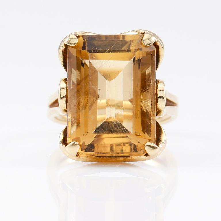 RING, 18K guld och citrin.