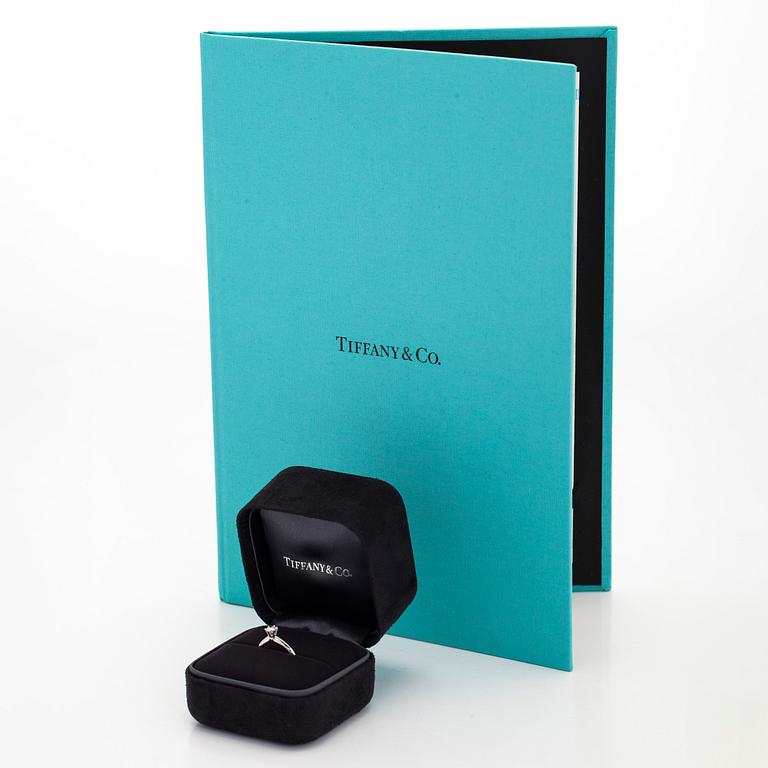 Tiffany & Co, ring, platinum and a brilliant-cut diamond.