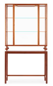 721. A Josef Frank mahogany showcase cabinet, model 2077, Svenskt Tenn.
