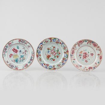 Six export porcelain plates, China, Yongcheng (1723-35) & Qianlong (1736-95).