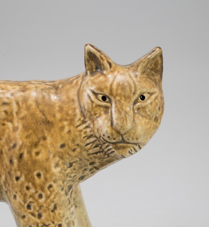 A figurine by Lisa Larson, Jie keramik 1990-92.