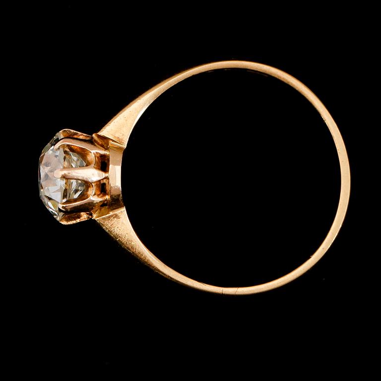 RING, 18K guld, solitär gammalslipad diamant ca 1.43 ct. svenska stämplar.